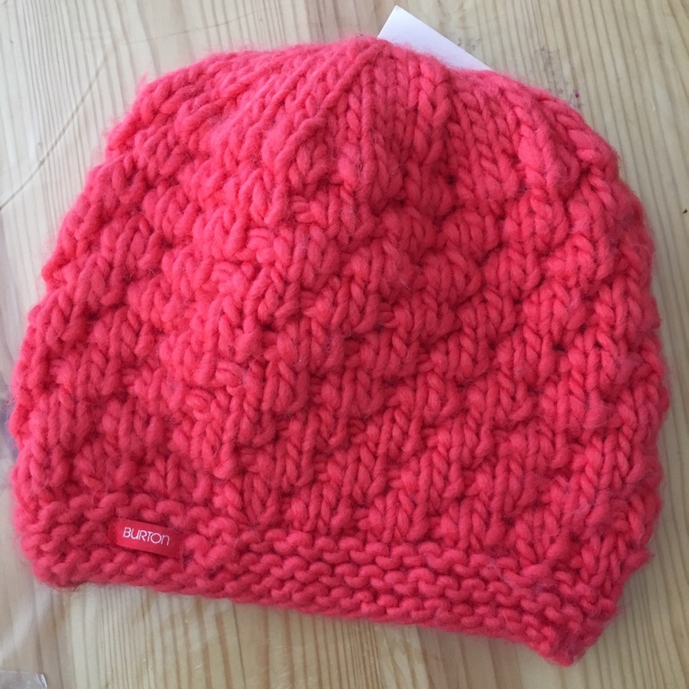 Burton girl hat.